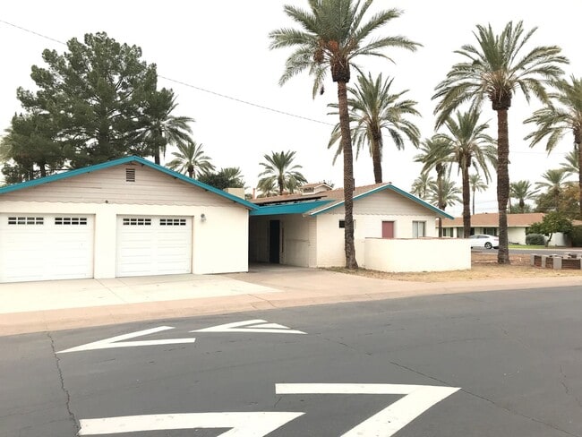 103 W Palmdale Dr in Tempe, AZ - Building Photo - Building Photo