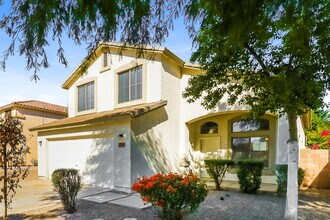 12690 W Mulberry Dr in Avondale, AZ - Building Photo - Building Photo