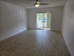 257 S Cypress Rd in Pompano Beach, FL - Building Photo - Building Photo