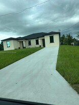 4660-4662 26th St SW in Lehigh Acres, FL - Building Photo