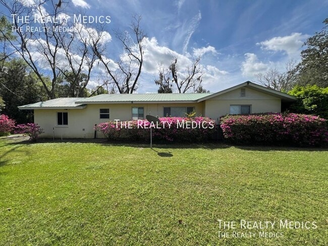3725 E Fort King St in Ocala, FL - Building Photo - Building Photo