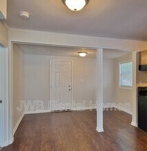 9267 Waynesboro Ave in Jacksonville, FL - Building Photo - Building Photo