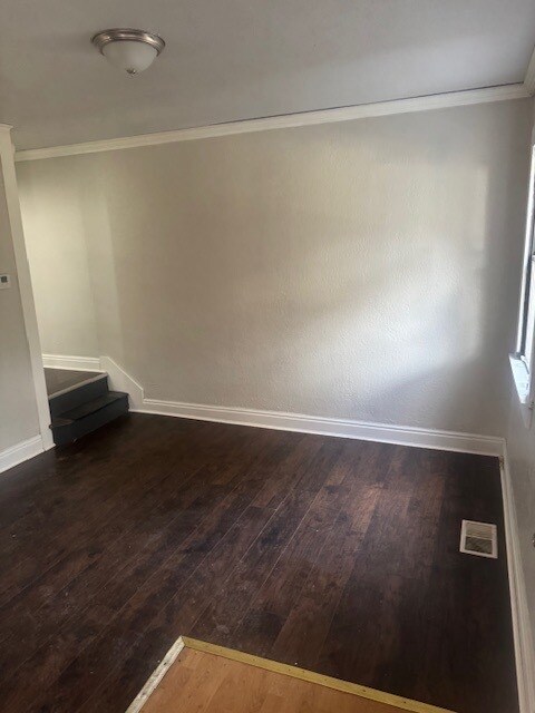 855 Vankirk St in Clairton, PA - Building Photo - Building Photo