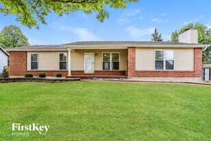 4332 Meadowgreen Trails Dr in St. Louis, MO - Building Photo