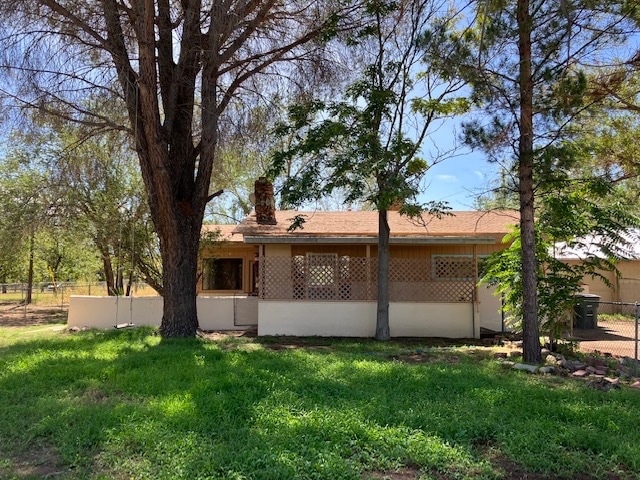 property at 2028 Cottonwood Ln