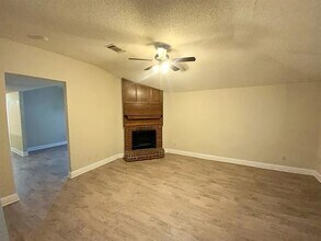 819 Havenbrook Dr in Arlington, TX - Building Photo - Building Photo