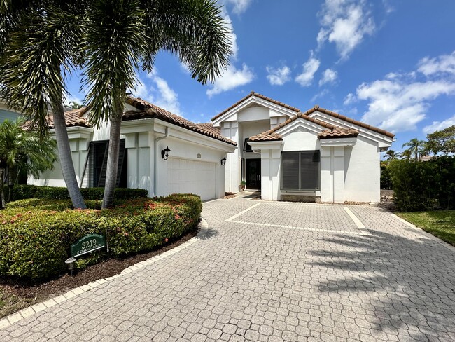 property at 3219 W Channel Cir