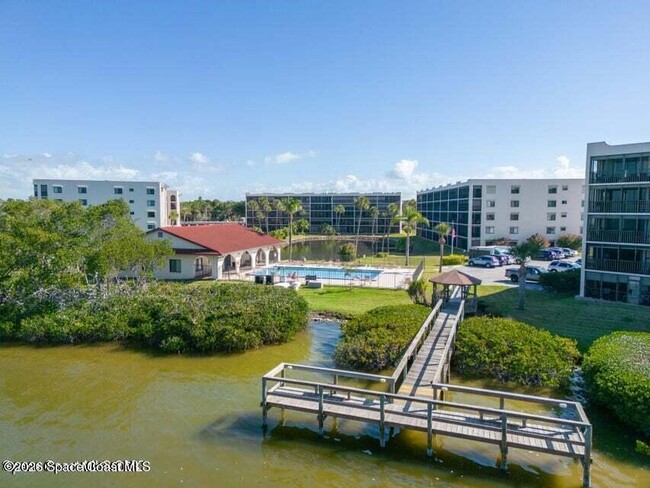 5805 N Banana River Blvd in Cape Canaveral, FL - Building Photo - Building Photo