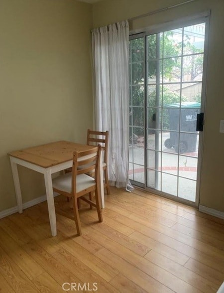 12 Whitecloud in Irvine, CA - Foto de edificio - Building Photo