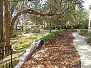 16411 Kingletridge Ave in Lithia, FL - Building Photo - Building Photo
