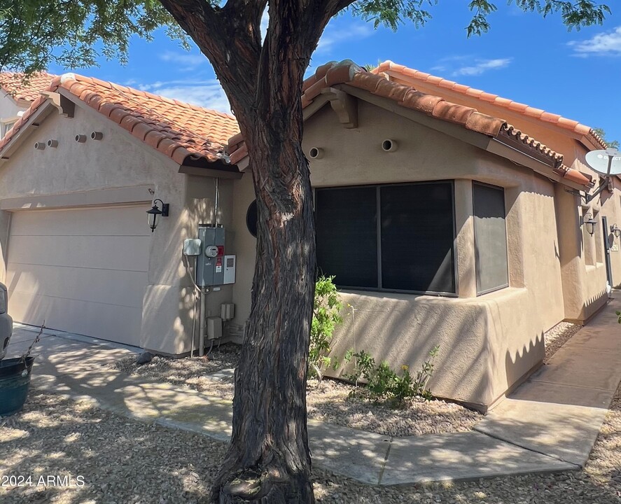 3534 E Verbena Dr in Phoenix, AZ - Foto de edificio