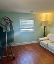 64 Lake St in Weymouth, MA - Building Photo - Building Photo