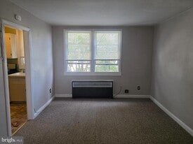 854 Windermere Ave in Drexel Hill, PA - Building Photo