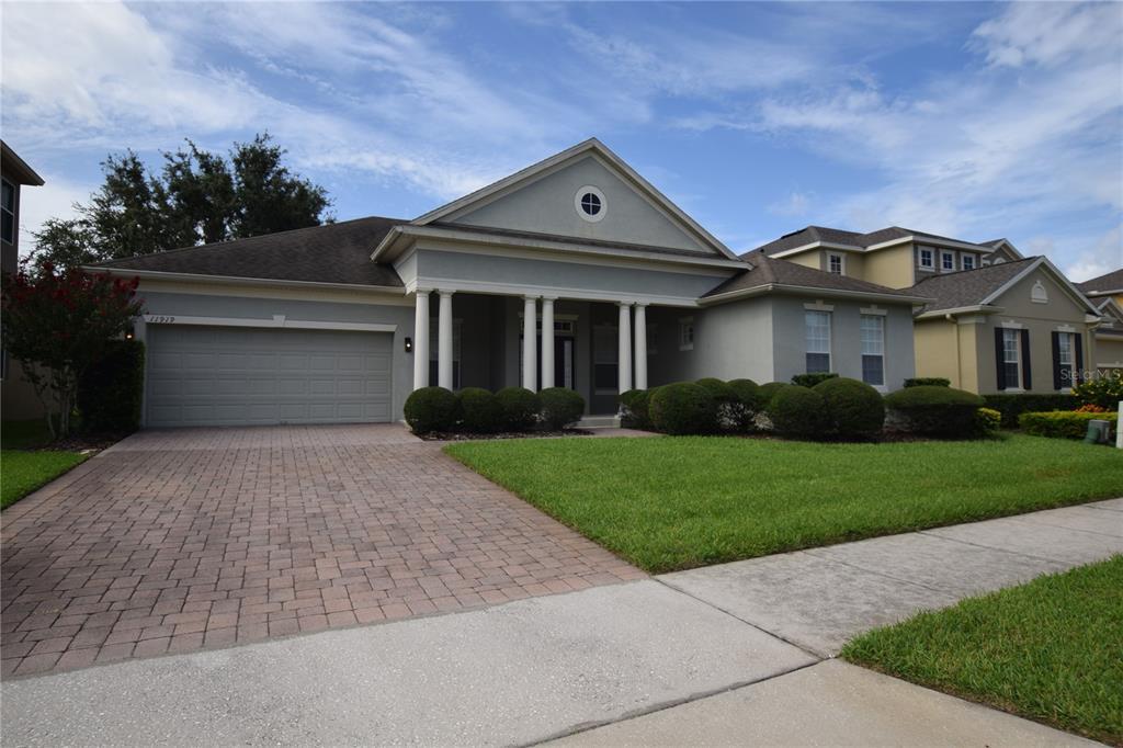 11919 Sheltering Pine Dr in Orlando, FL - Building Photo