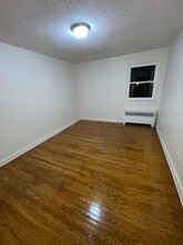 6300 N 10th St, Unit 2A in Philadelphia, PA - Building Photo - Building Photo