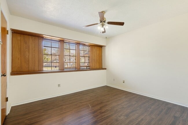 property at 1006 Bolton Dr