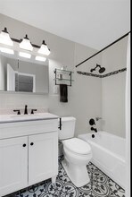 380 Mountain Rd-Unit -911 in Union City, NJ - Building Photo - Building Photo