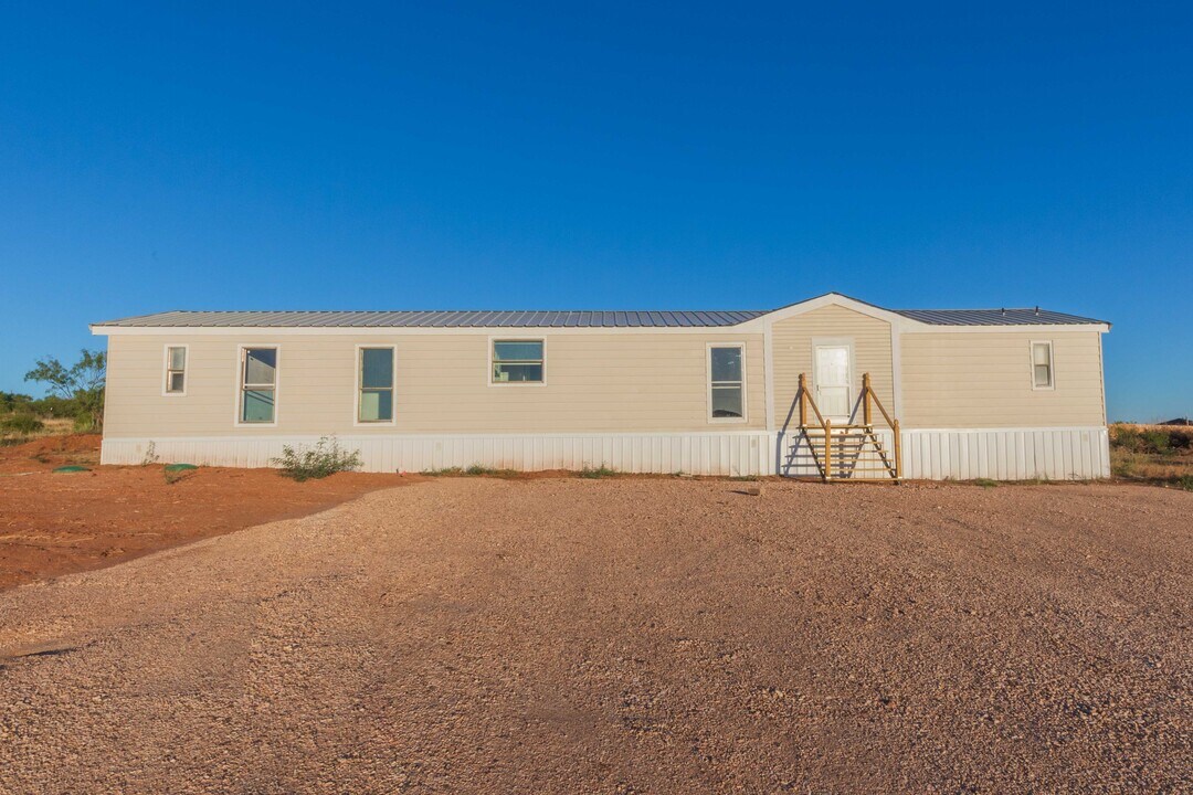 10101 Wajo Ln in Amarillo, TX - Building Photo