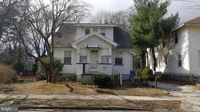 property at 420 Victoria St