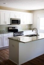 211 Bundrum Dr NW in Jacksonville, AL - Building Photo - Building Photo