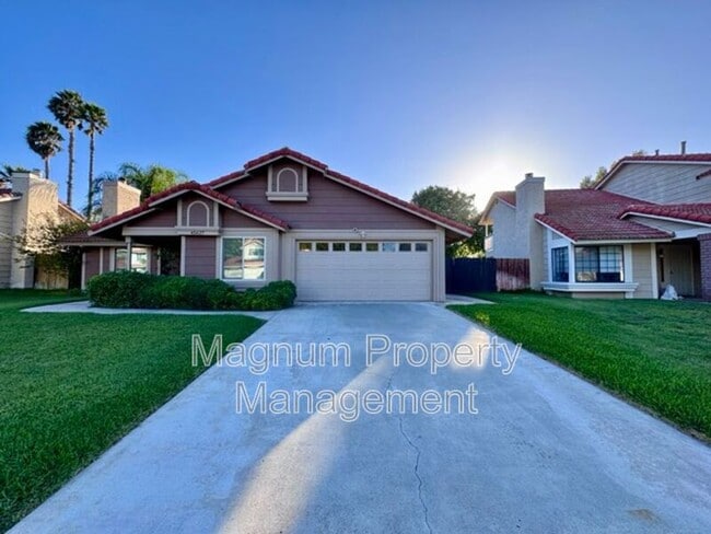 45627 Clubhouse Dr in Temecula, CA - Building Photo - Building Photo