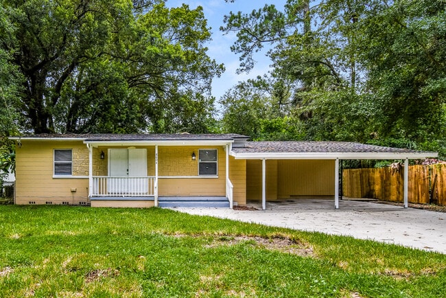 property at 8804 Ricardo Ln