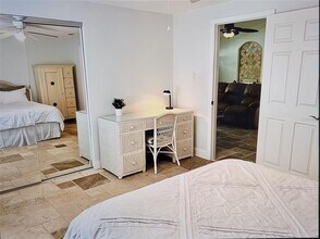 2816 N Lockwood Meadows Blvd in Sarasota, FL - Building Photo - Building Photo