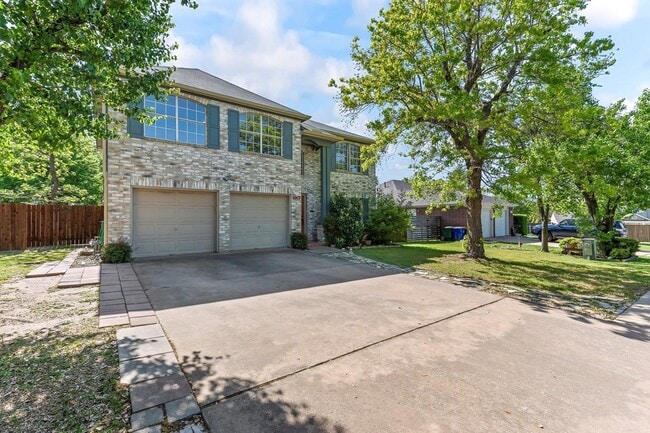 1807 Iris Ln in Cedar Park, TX - Foto de edificio - Building Photo