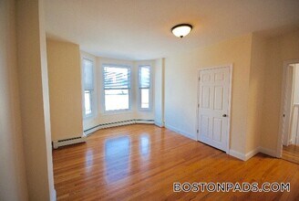 342 Meridian St, Unit 2 in Boston, MA - Building Photo - Building Photo