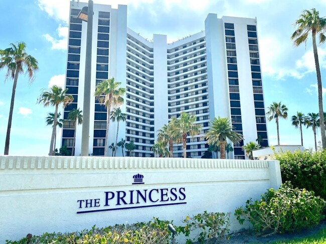 9650 S Ocean Dr, Unit 1108 in Jensen Beach, FL - Building Photo - Building Photo