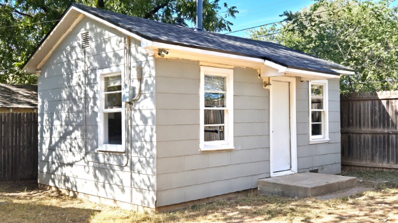 1720 23rd St in Lubbock, TX - Building Photo