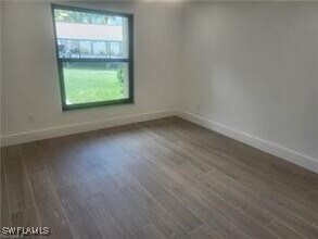 141 Cypress Way E in Naples, FL - Building Photo - Building Photo