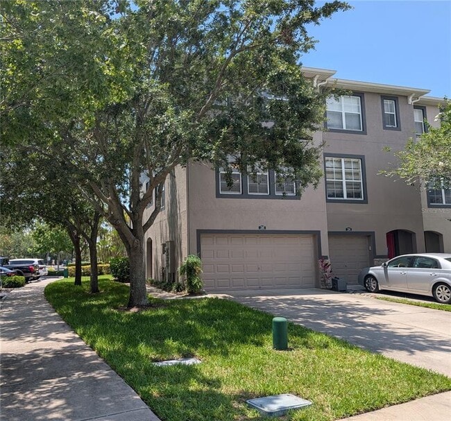 property at 2502 Lexington Oak Dr