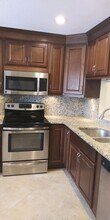 5327 Tennis Ln in Delray Beach, FL - Building Photo - Building Photo