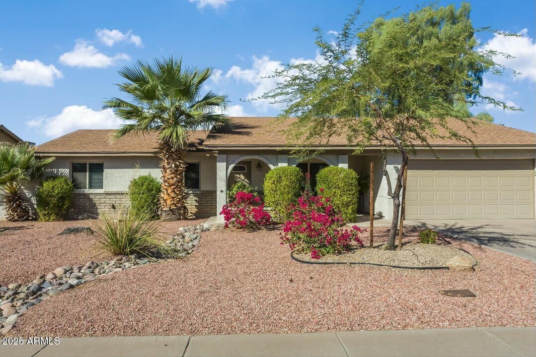 4046 W Desert Cove Ave in Phoenix, AZ - Building Photo