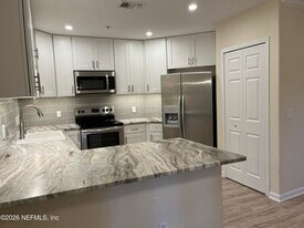 1701 The Greens Way in Jacksonville Beach, FL - Building Photo