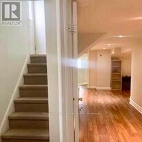 87 S Kingsway in Toronto, ON - Building Photo