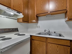 106 Vista Prieta Ct, Unit Unit 106 in Santa Cruz, CA - Foto de edificio - Building Photo