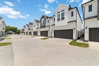 3444 Bolin Rd in Houston, TX - Building Photo - Building Photo