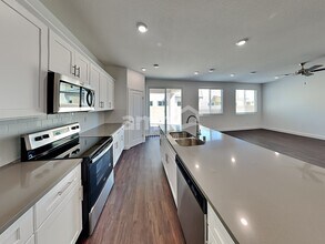 8886 Tiger Tooth Ave in Las Vegas, NV - Building Photo - Building Photo