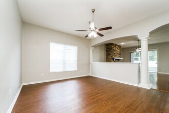 3708 Southbank Cir in Green Cove Springs, FL - Building Photo - Building Photo