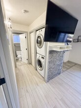 2241 S Buckley Rd, Unit 101 in Aurora, CO - Building Photo - Building Photo