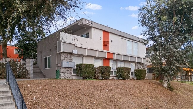 1655 W Malvern Ave