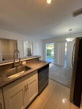 2920 NW 11th Pl in Fort Lauderdale, FL - Building Photo - Building Photo
