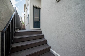1035 E 28th St in Houston, TX - Foto de edificio - Building Photo