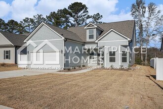 212 W L Miller Dr in Jackson, GA - Building Photo - Building Photo