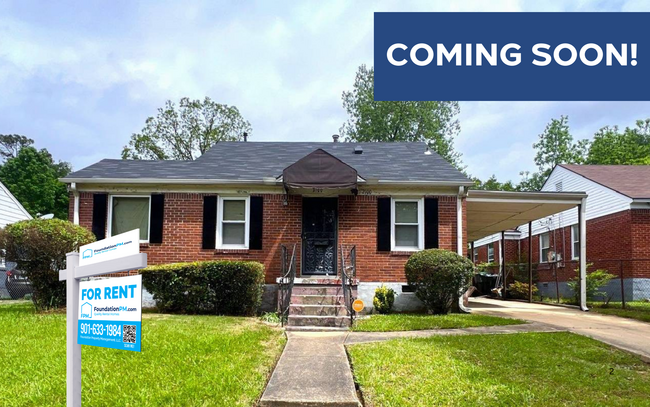 property at 2100 Worthington Cir