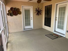 604 Mallory Dr in Panama City, FL - Building Photo