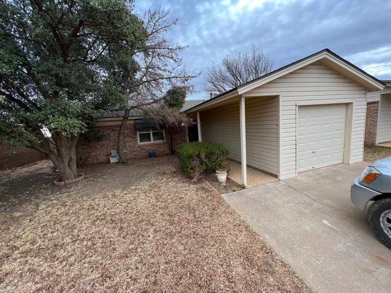 9607 Durham Ave in Lubbock, TX - Building Photo