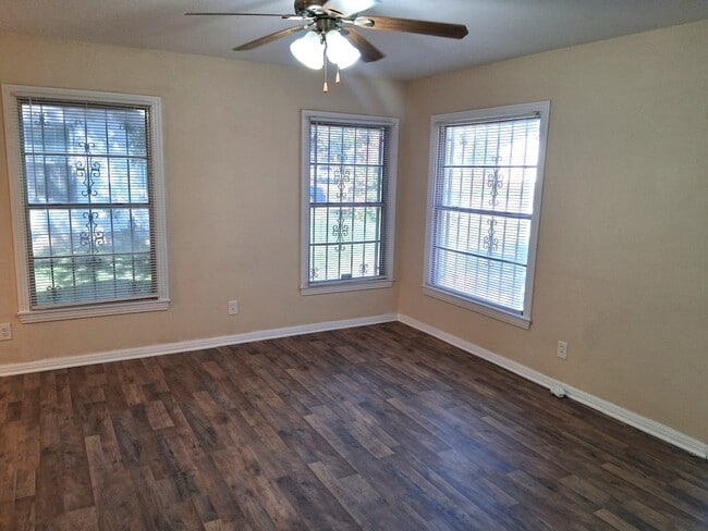 1004 Nolan Ave in Killeen, TX - Building Photo - Building Photo